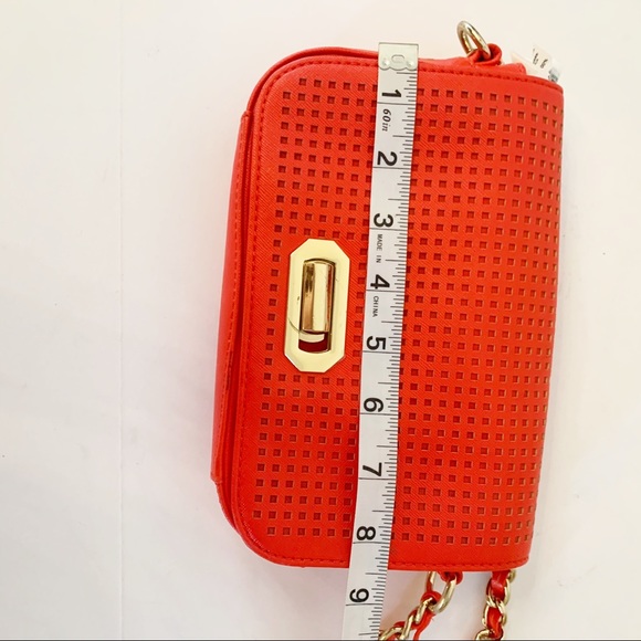 Banana Republic | Red Grid Pattern Crossbody bag - Picture 8 of 9